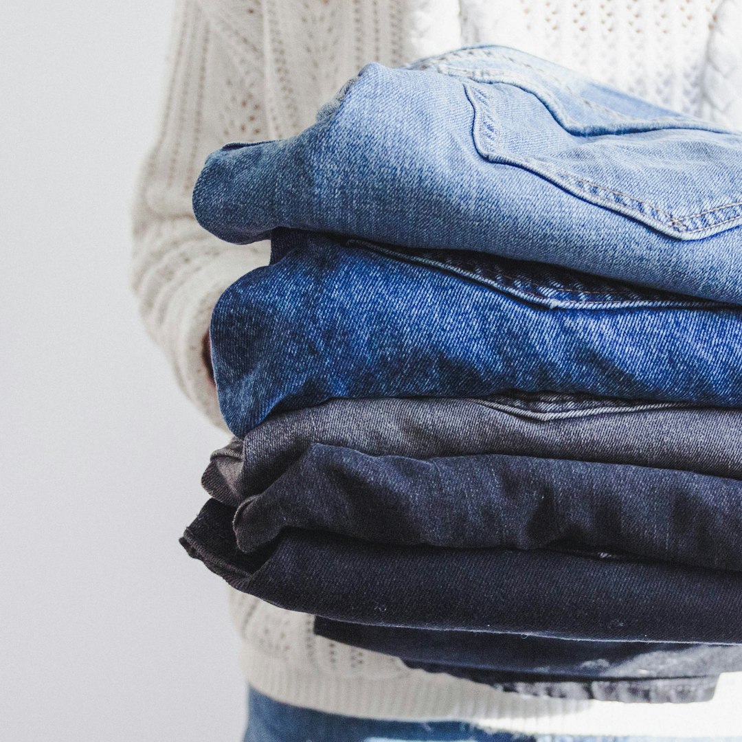 Mom Jeans, Dad Budget