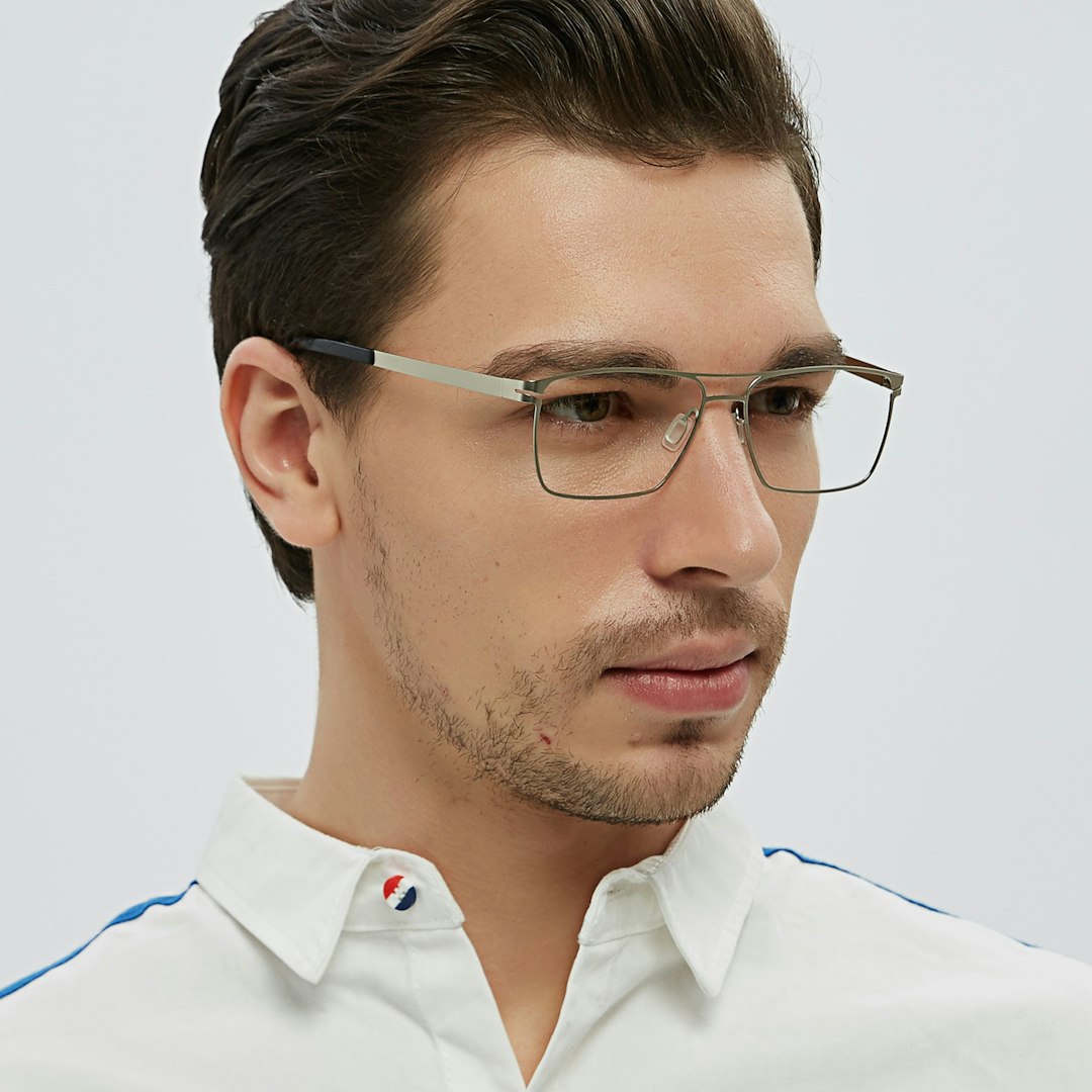 Rimless Frames Of Confidence